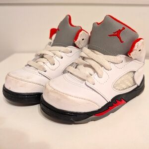 Toddler Jordan 5 white fire red 6c